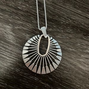 Long Kendra Scott necklace -brand new, NWT